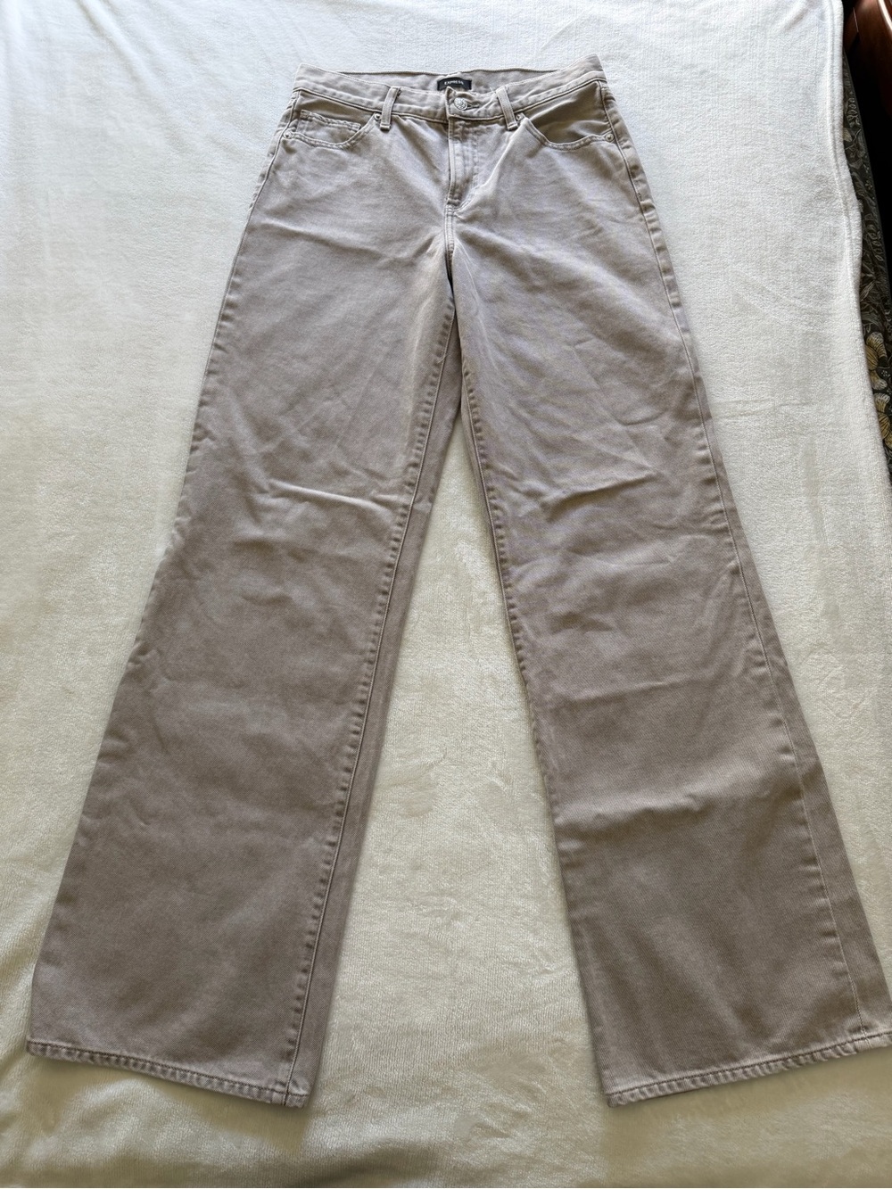 Express Wide-Leg Jeans in Taupe